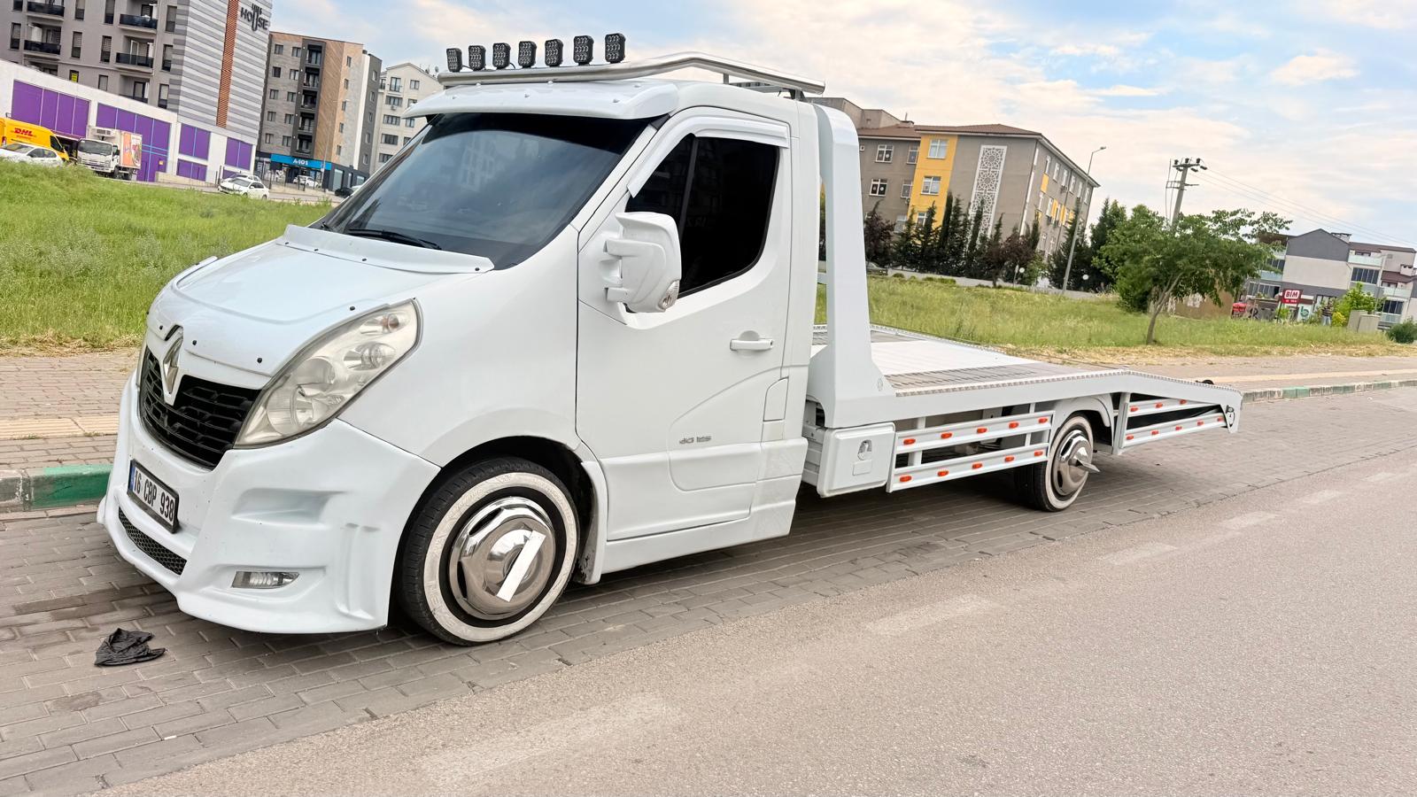 Kazalı Araç Çekici ve Arızalı Araç Taşıma Aracımız